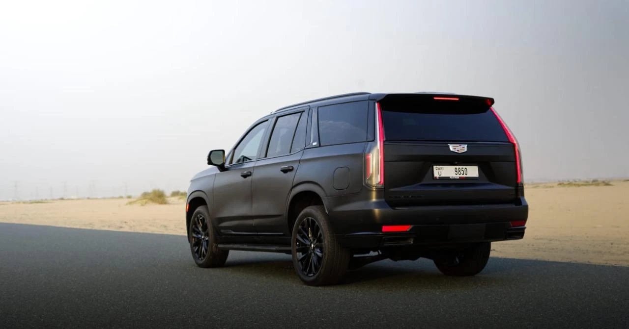 Cadillac Cadillac Escalade V Series 2023 - 7 Seater Car thumbnail NaN